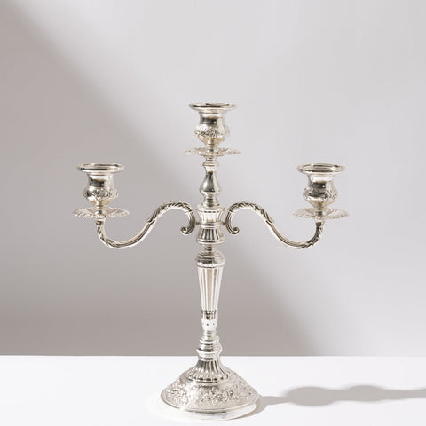 How Unique Candle Holders Help Make the Mood