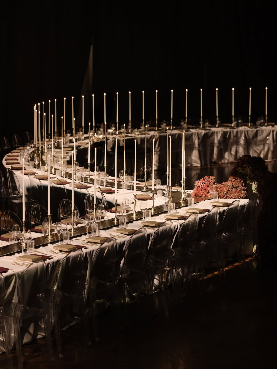  Hall of Flame ULTRABRIGHT™ LED Flameless Taper Candles at a wedding
